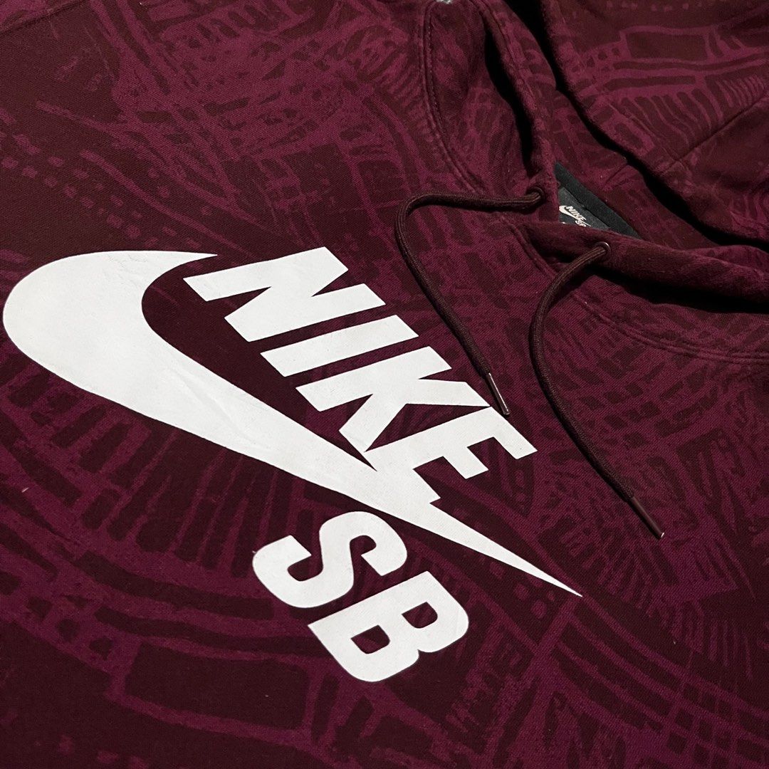 Nike sb clearance hoodie burgundy
