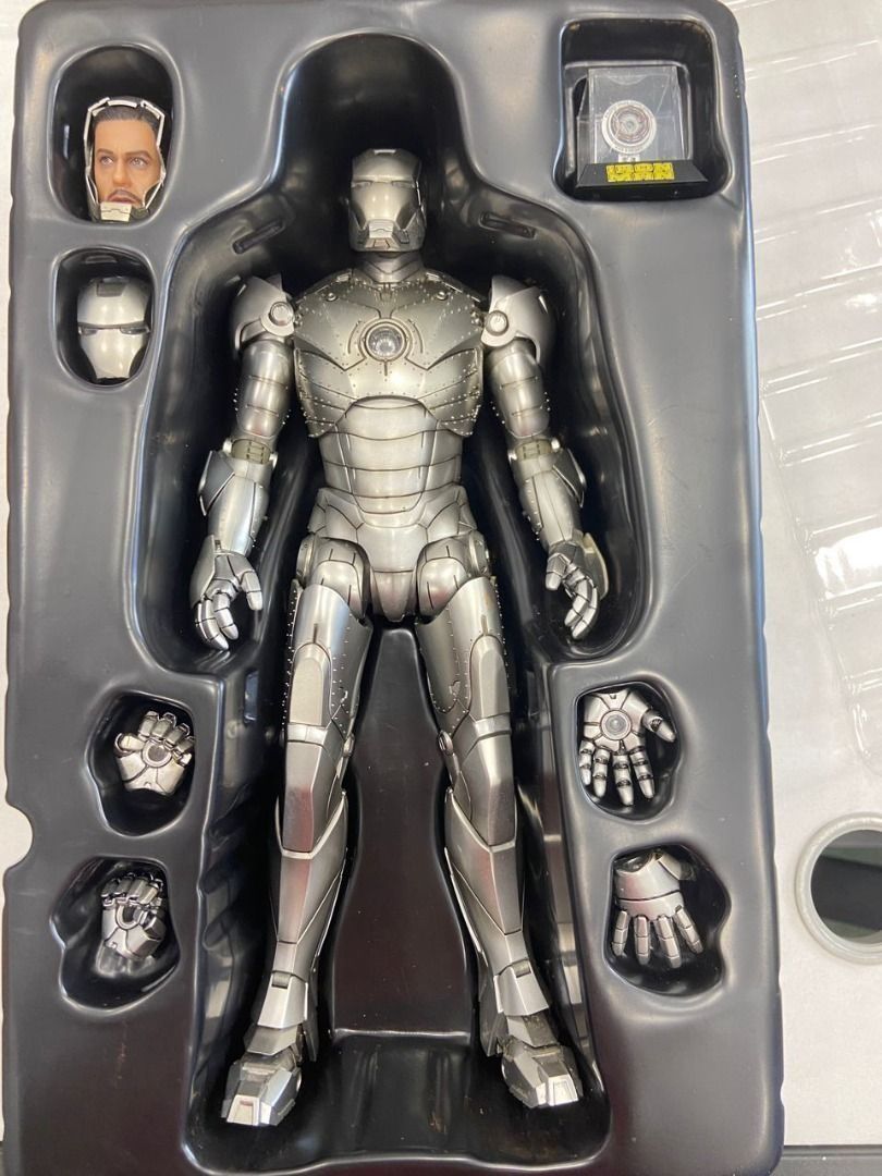 Mark 2 iron 2024 man hot toys