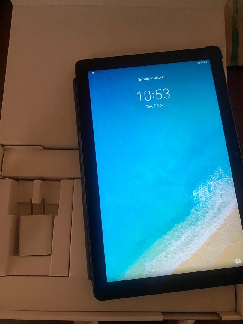 Huwawei Matepad T10 (Category: Android) located in Mandaluyong City. Submitted by mingcab (Listing ID 1264285567, Image 2). Description: Used only for online class. 9-7 inch IPS display dual stereo speakers. Huwawei Matepad T model: AGRK-W09 ROM: 32g RAM: 2g.