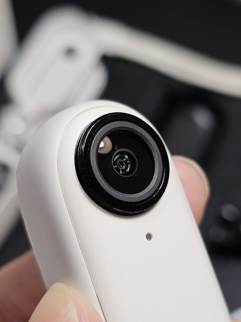 Insta360 GO 2 (32G), Photography, Cameras on Carousell