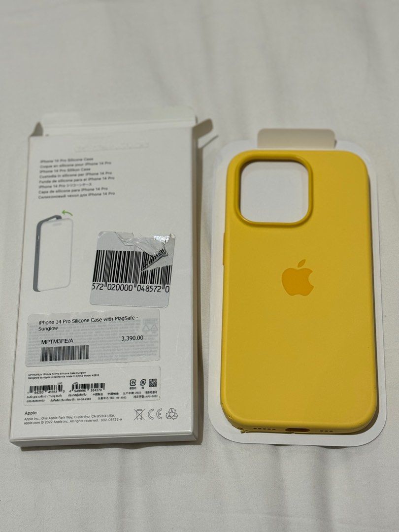 iPhone 14 Pro Silicone Case with MagSafe - Sunglow - Apple