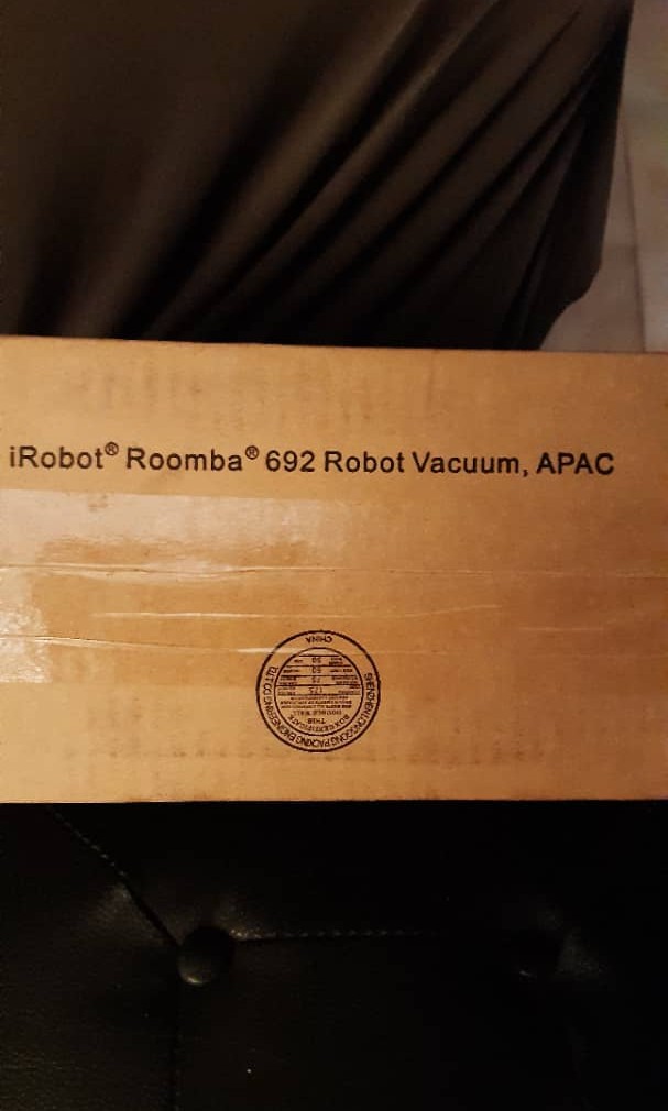 iRobot Roomba 692 Robot Vacuum R692000 3-Stage patented Cleaning