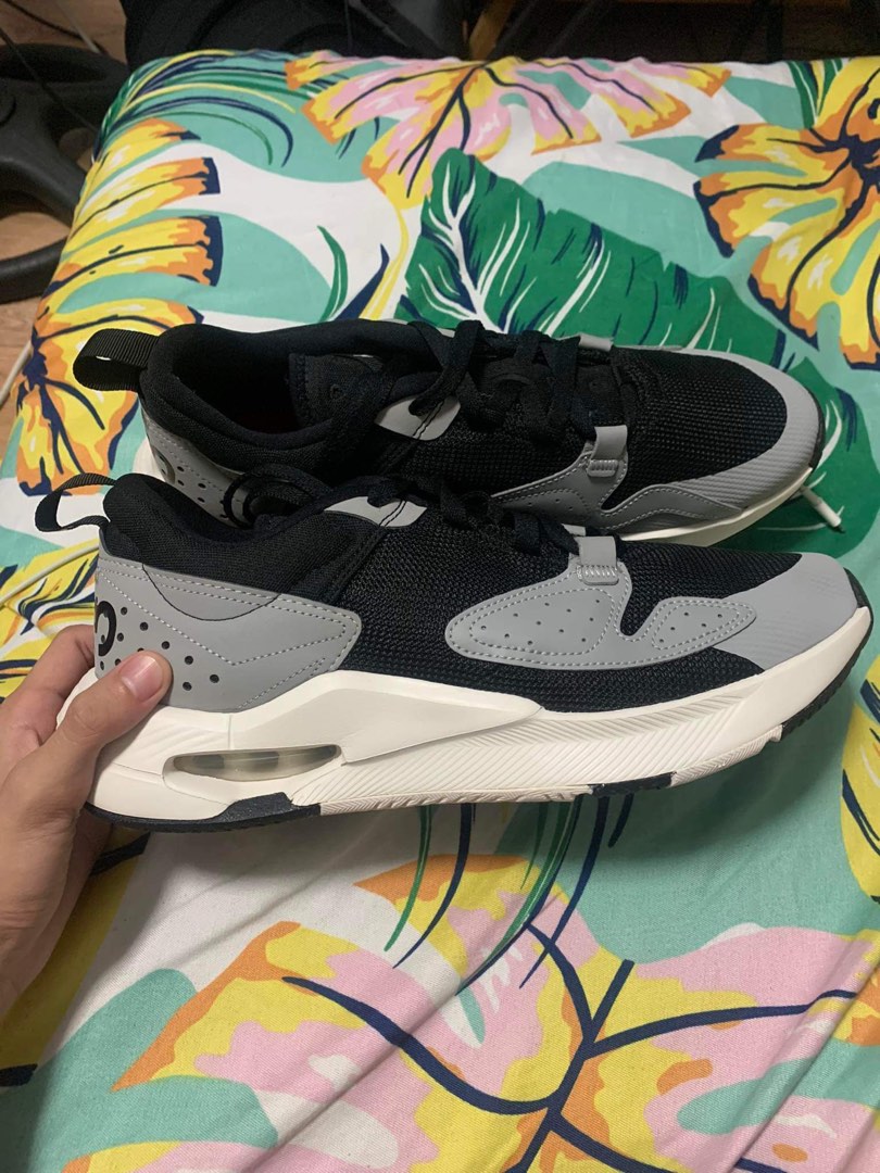 tenis jordan air cadence