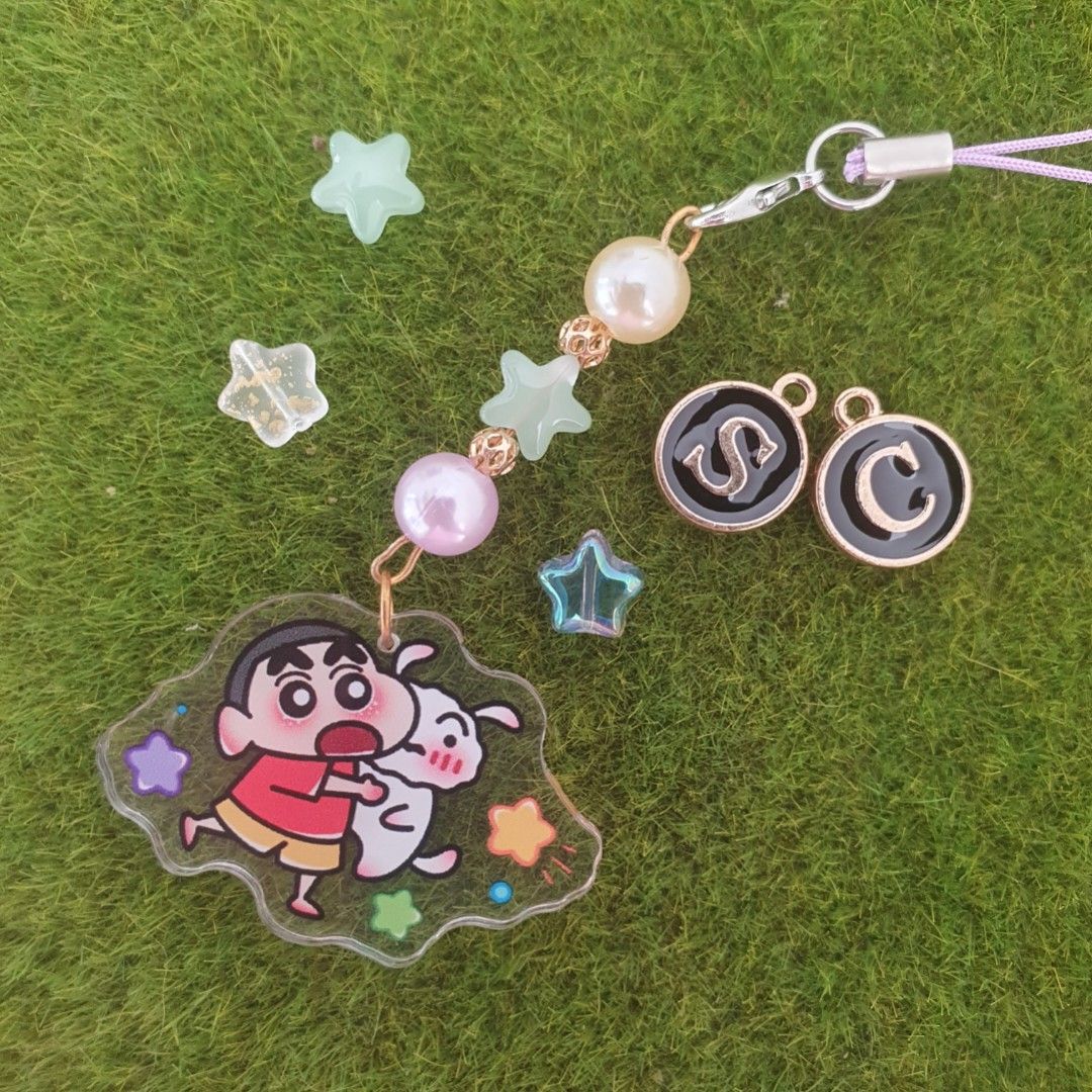 La Pi Xiao Xin Shin Chan Phone Charm Keychain, Hobbies & Toys