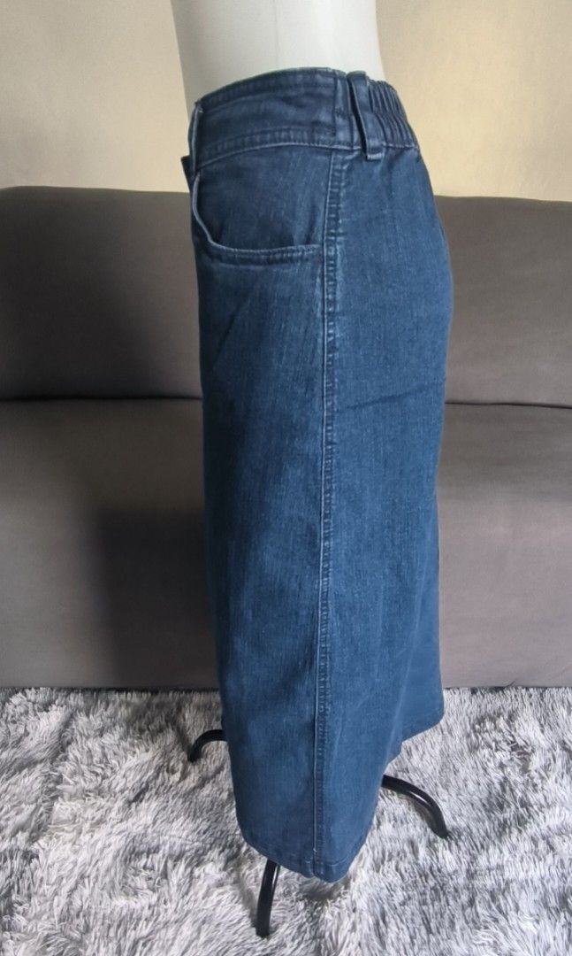 Laura scott hotsell denim skirt