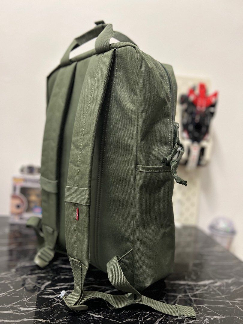 Levis Backpack Men s Fashion Bags Backpacks on Carousell