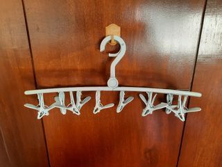 ⚜️Locaupin Laundry 12 Clips Folding Clothes Hanger Rotating