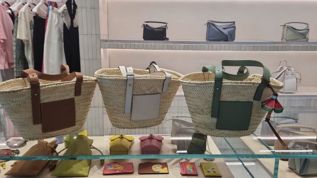 Loewe basket bag online size comparison