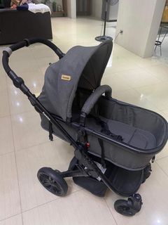 LOOPING STROLLER WITH CAR SEAT