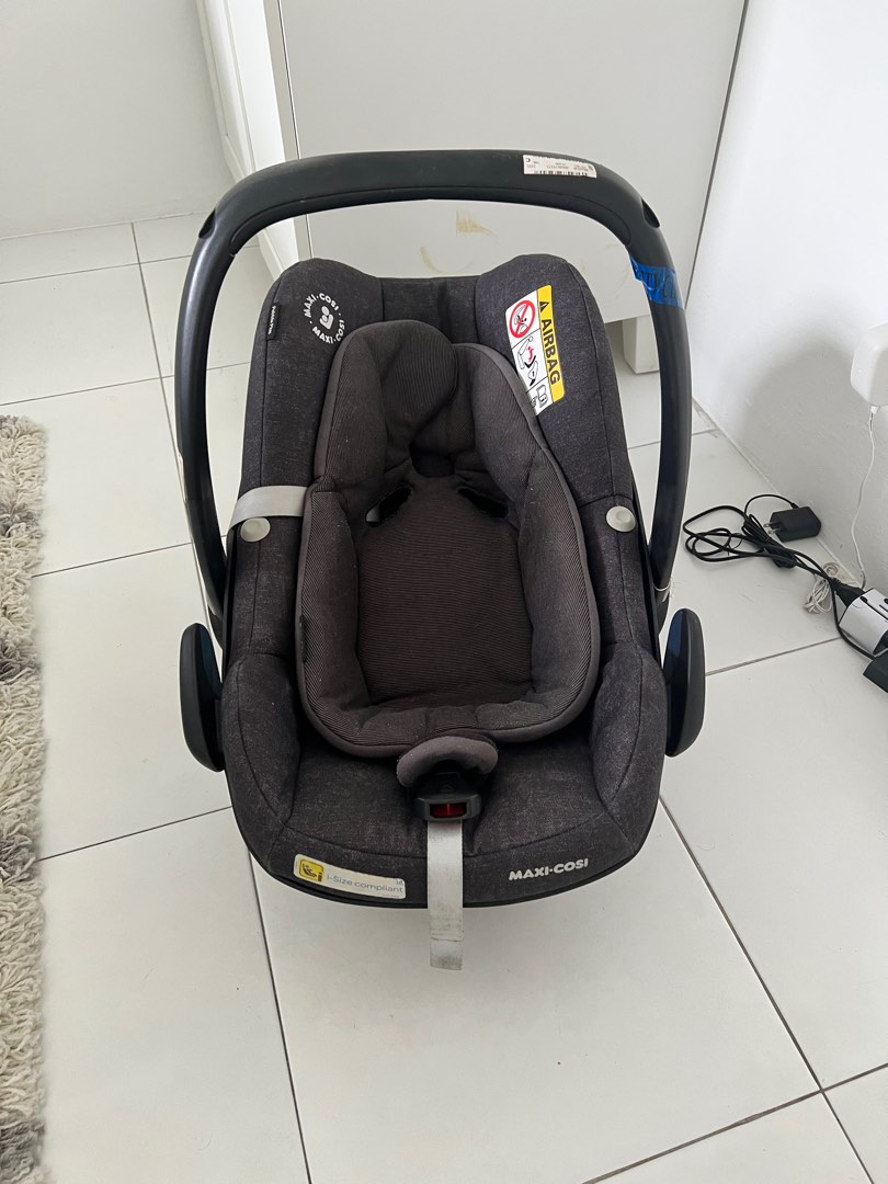 Maxi cosi pebble gumtree 2025