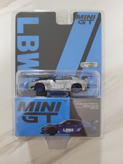 Mini GT LBWK Nissan GT-R R35 LB-WORKS Chase