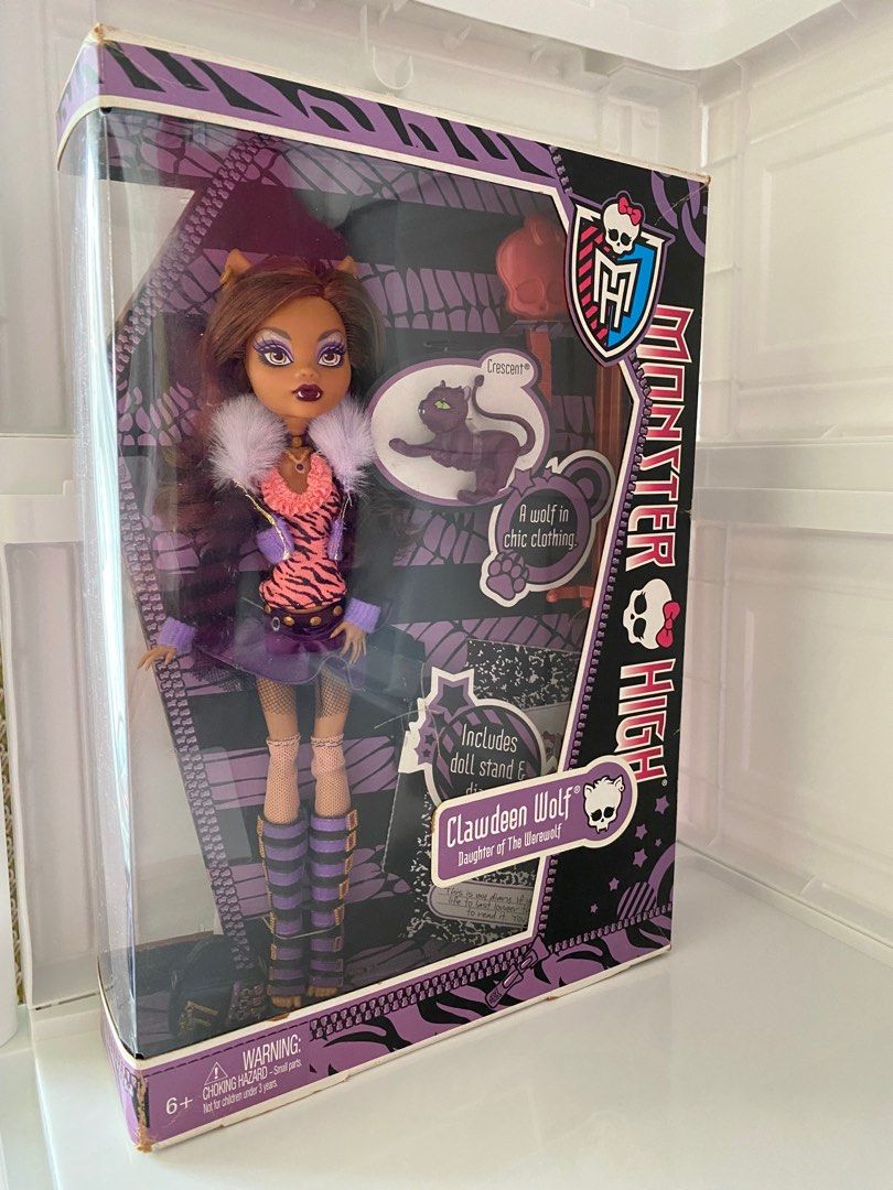 Monster High Clawdeen Wolf G3 Doll with Pet Dog Crescent and Accessories