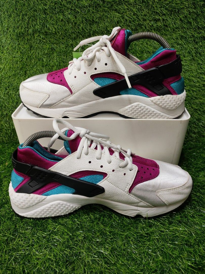 NIKE HUARACHE 7.5UK Men s Fashion Footwear Sneakers on Carousell