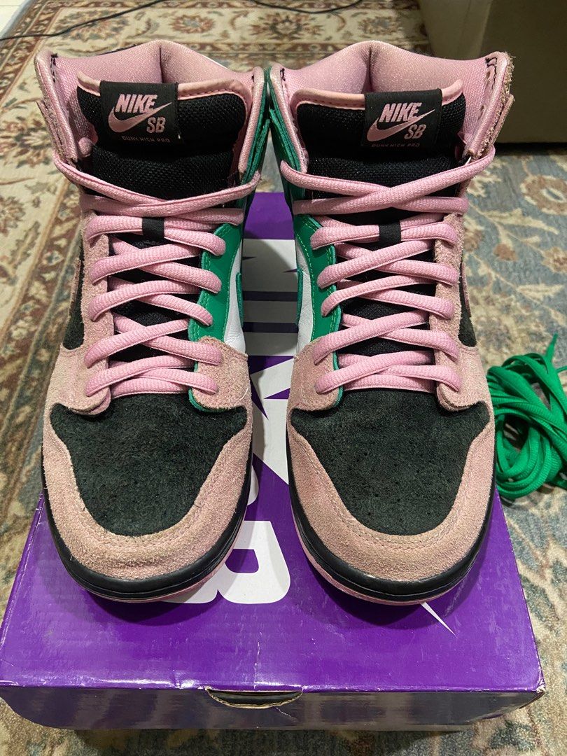 sb dunk high pro invert resell