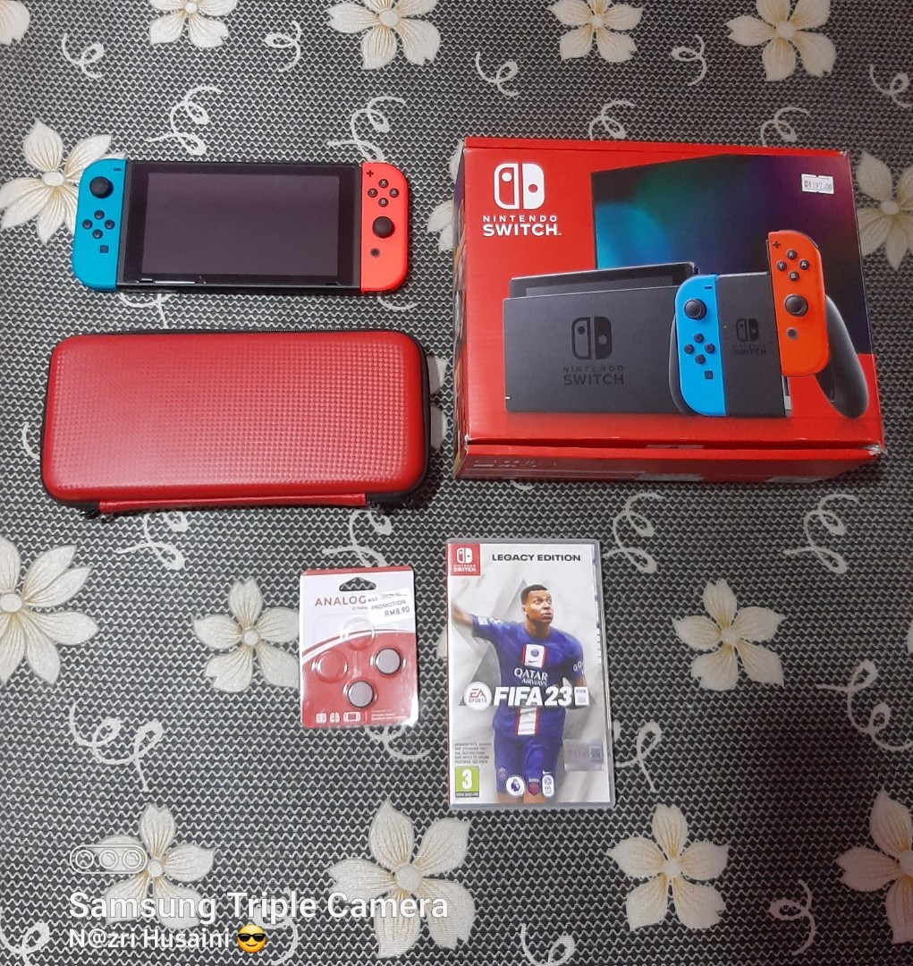 Nintendo Switch V2 Warranty Until May 2024 With 1 Game, Video Gaming