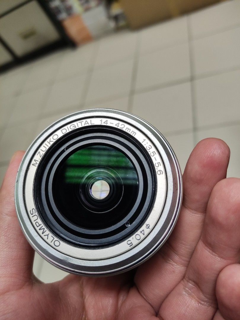 Olympus 14mm42mm ED M43 lens, Photography, Lens & Kits on Carousell
