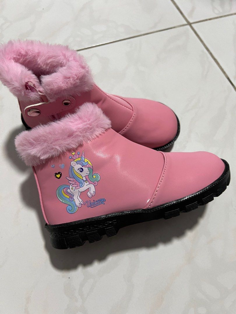 Pink hot sale unicorn boots