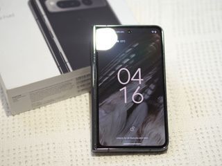 Pixel fold 256G 黑 美版（9成新，盒裝配件完整）