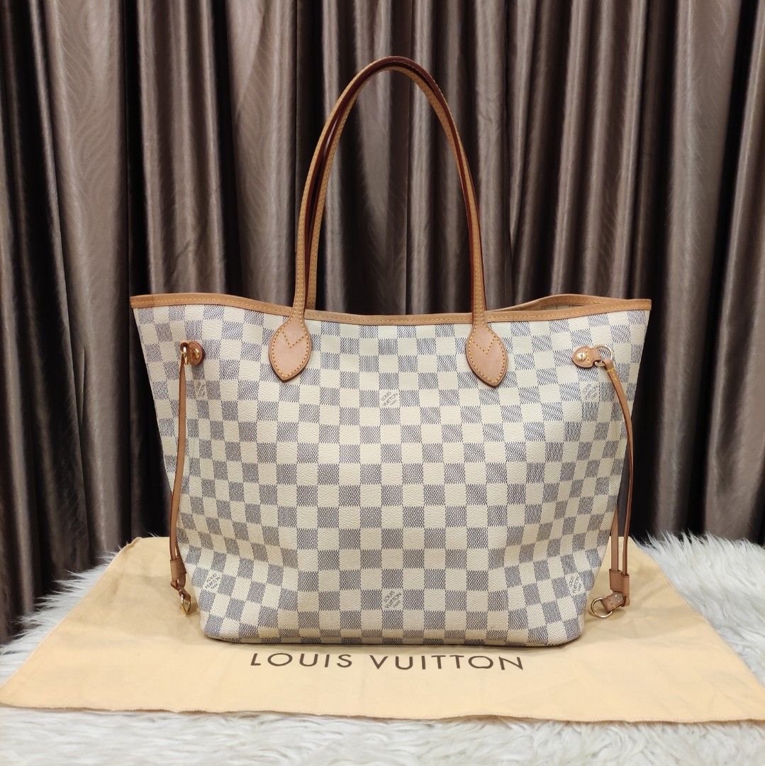 Louis Vuitton Neverfull MM in Epi Leather, Luxury, Bags & Wallets on  Carousell