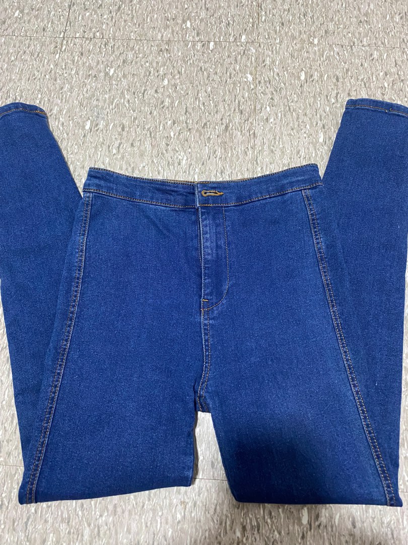 Pull & Bear Pants, Women's Fashion, Bottoms, Jeans on Carousell