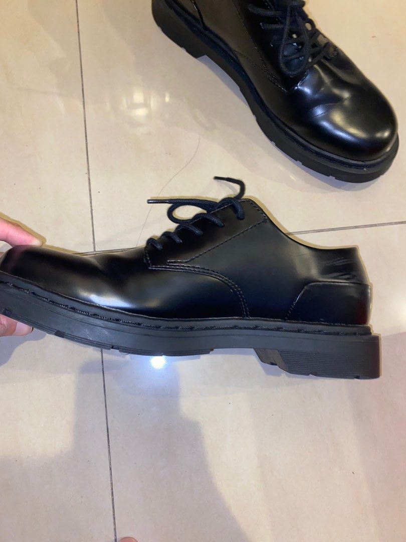Doc martens pull and bear deals