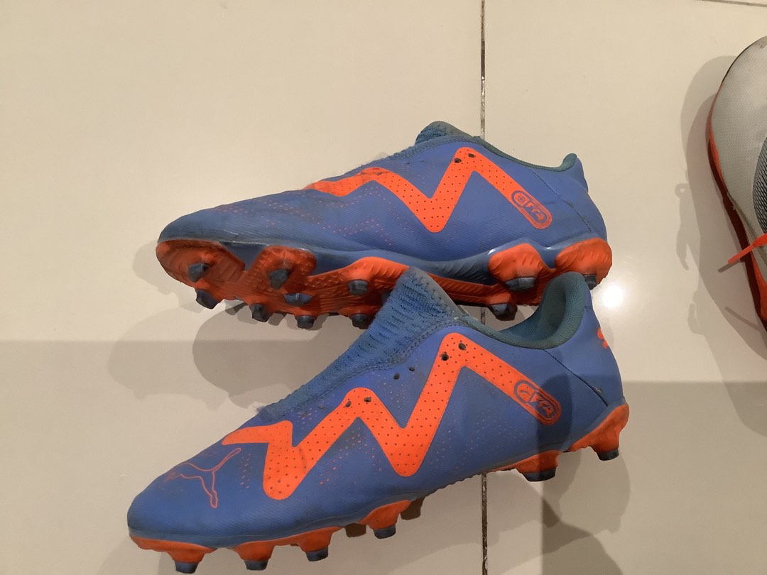 Puma soccer cleats 2019 hot sale