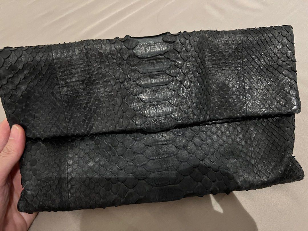 Python clutch online