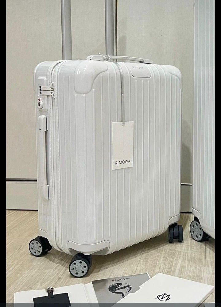RIMOWA ホワイト RIMOWA ホワイト キャリーケース SALSA AIR サルサ