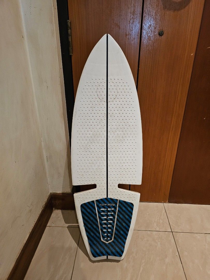 Rip surf shop skateboard
