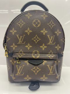 BAG REVEAL & Review: Louis Vuitton Monceau 26, Prada Re-Edition 2005 and  Loewe Ikebana