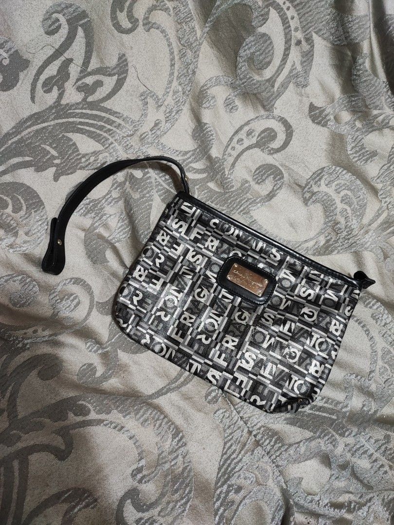 Salvatore ferragamo pouch online