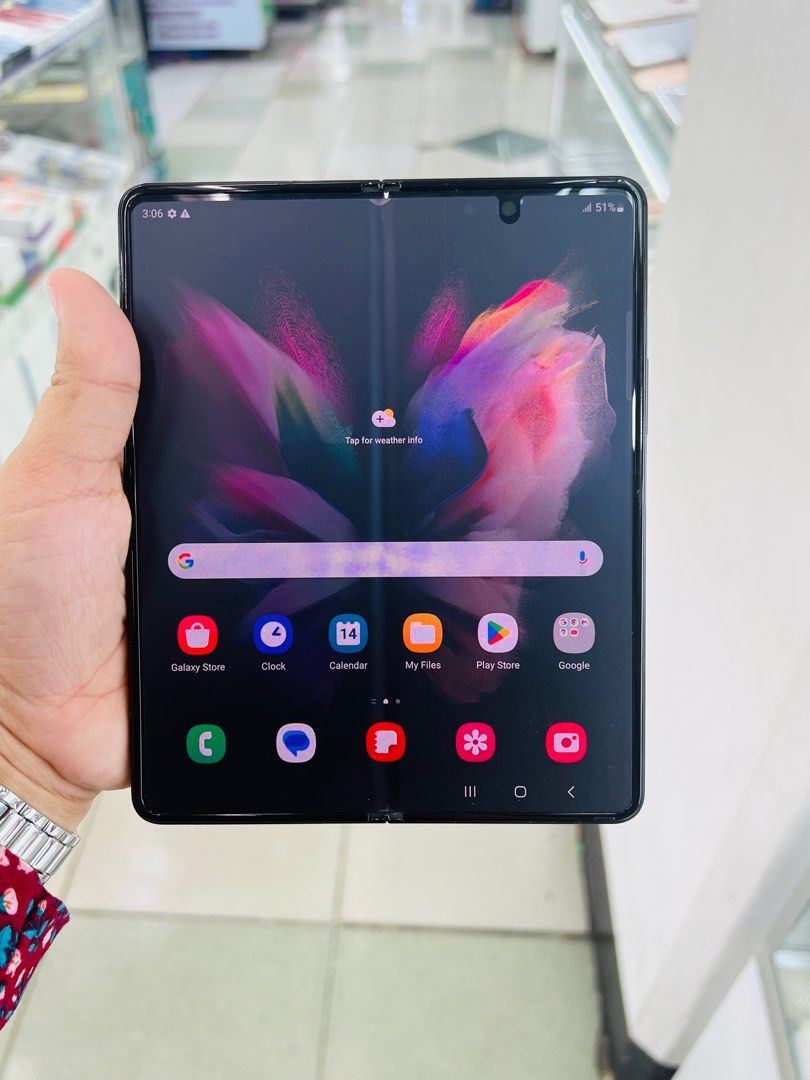 Samsung Zfold 3 (Category: Samsung) located in San Juan City. Submitted by javedsgadgetshop (Listing ID 1264408306, Image 1). Description: OPEN FOR INSTALLMENT VIA CREDIT CARD/GGIVES & SWAP/TRADE-IN! WE BUY AND SELL ( ANYKINDS OF UNIT BINIBILI PO NAMIN)! PTPA : Padelete po f bawal Read ❗️Onhand ‼️ Samsung Fold 3 •256gb •NTC Variant •Good batt health •Factory Unlock •95% Smoothness •No hidden issue | No Repaired •100% Authentic | Not Refurbished •