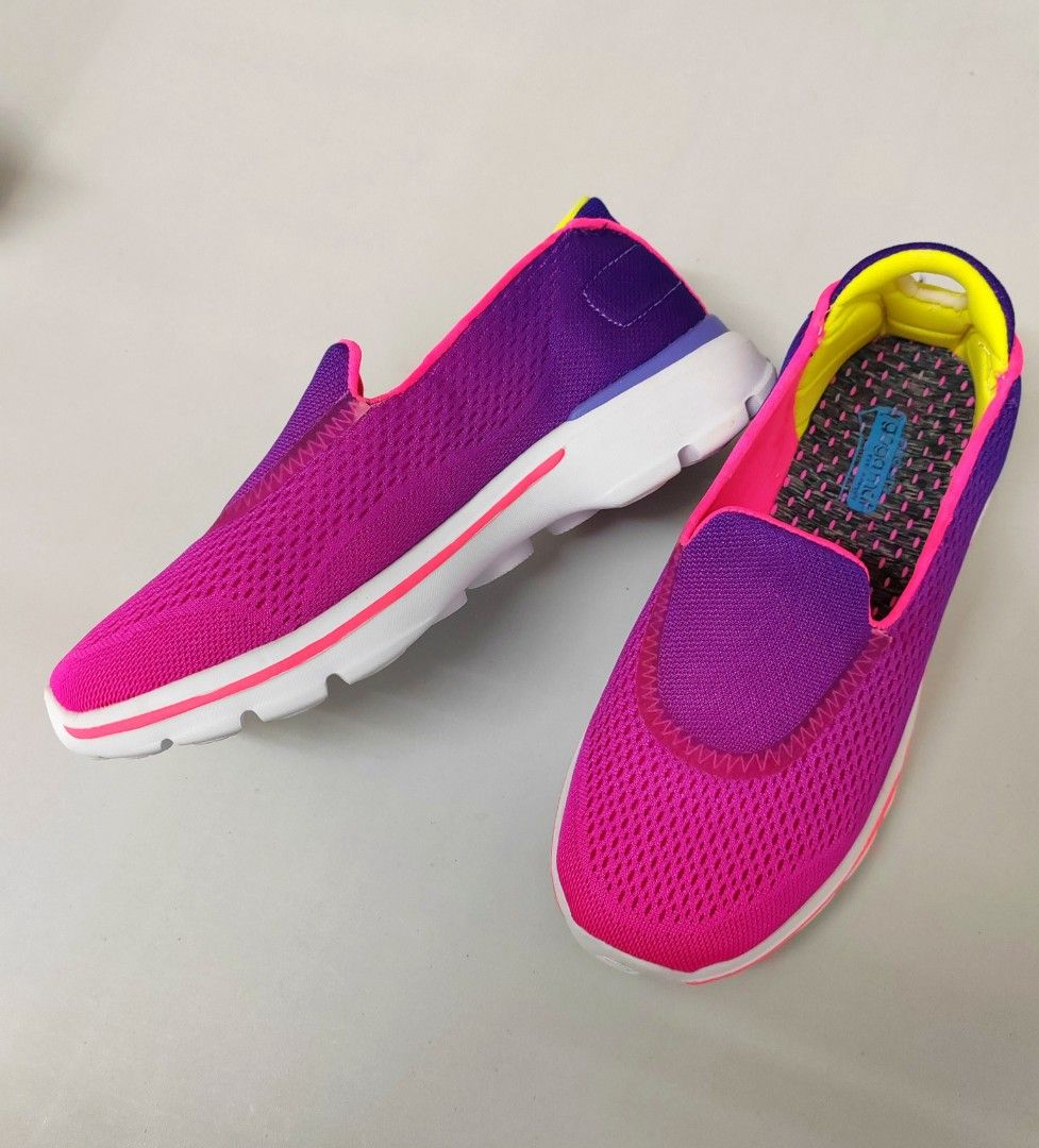 Skechers go walk 2025 3 mens purple
