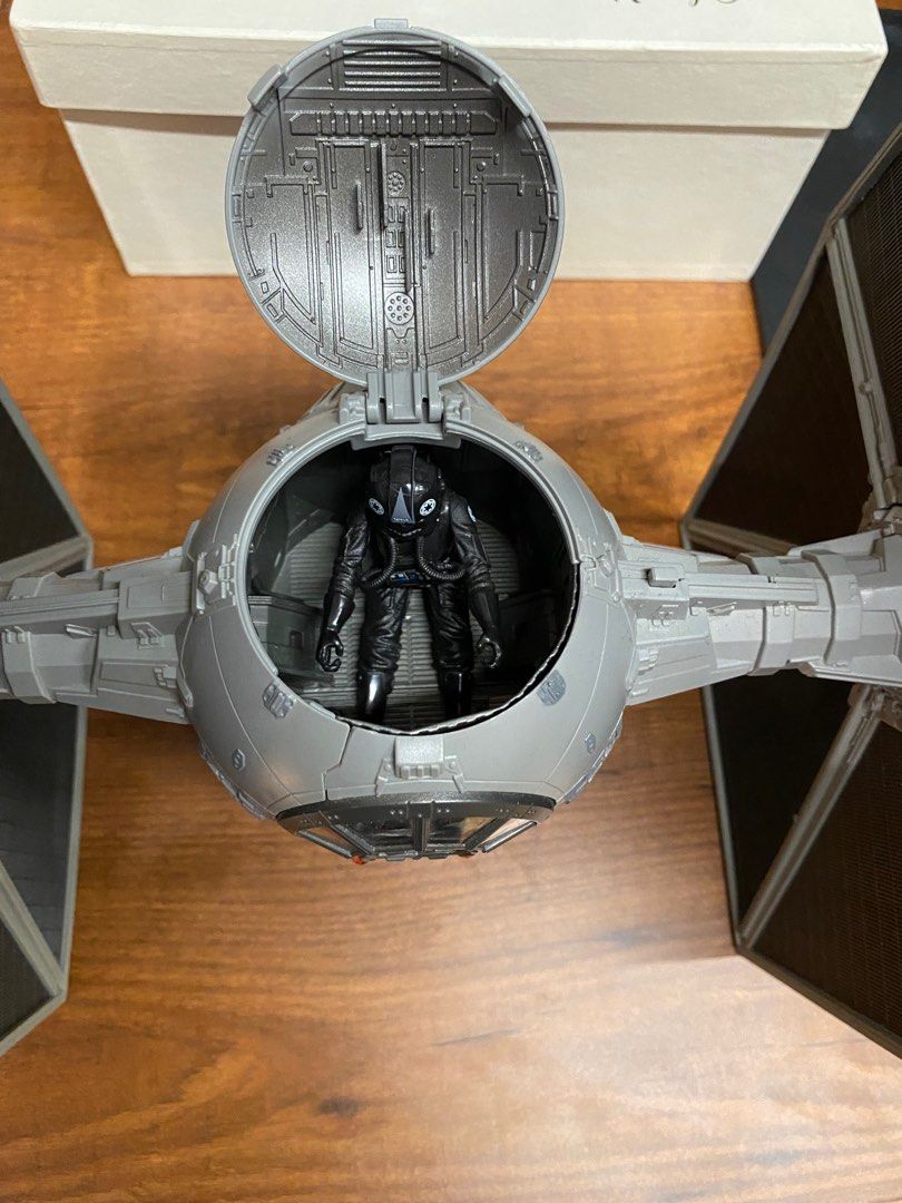 solo a star wars story tie fighter