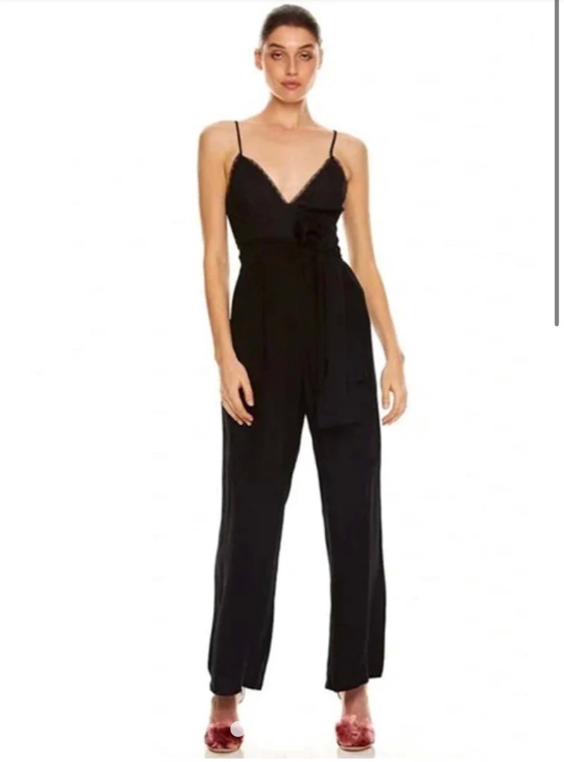 Talulah jumpsuit top
