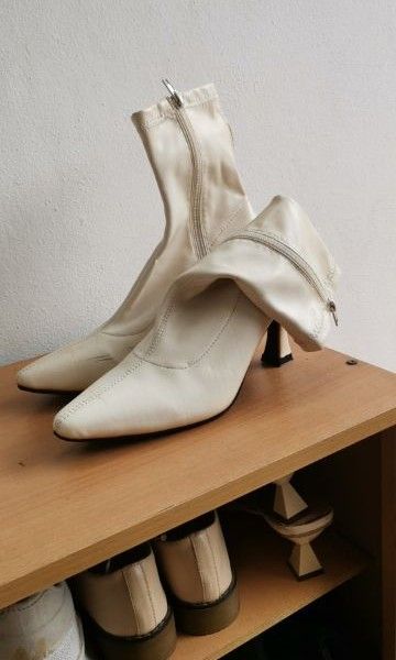 Fashionable heels new arrivals 219