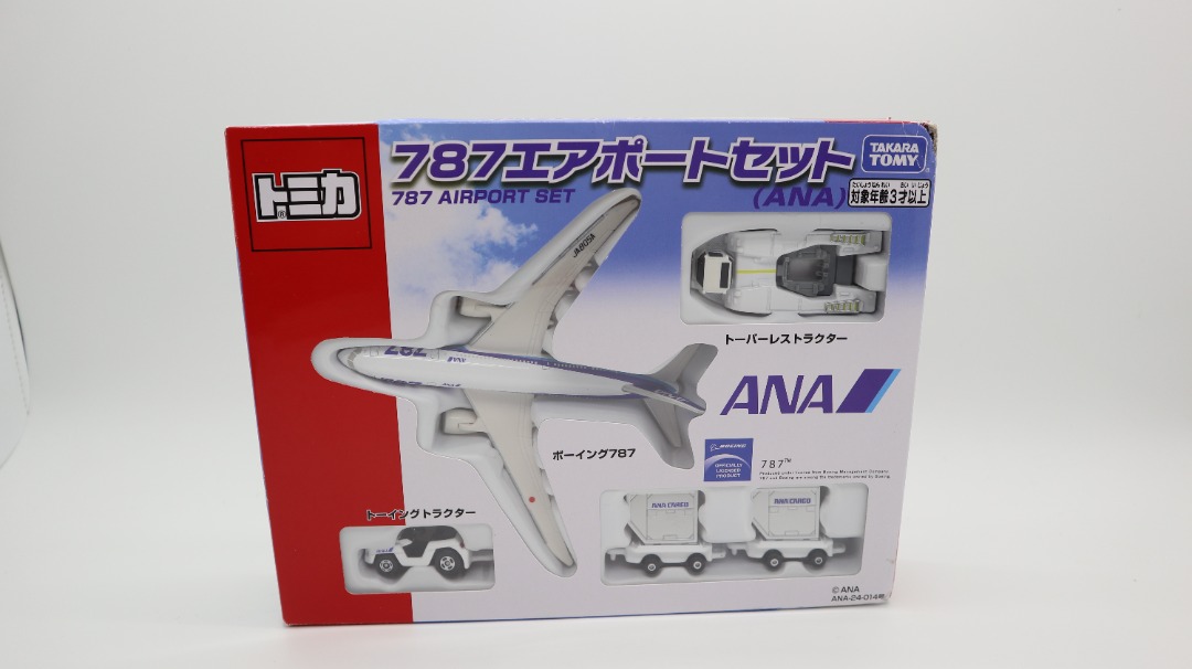 Tomy Tomica ANA Boeing 787 Airport Set 日本全日空波音787 JA805A