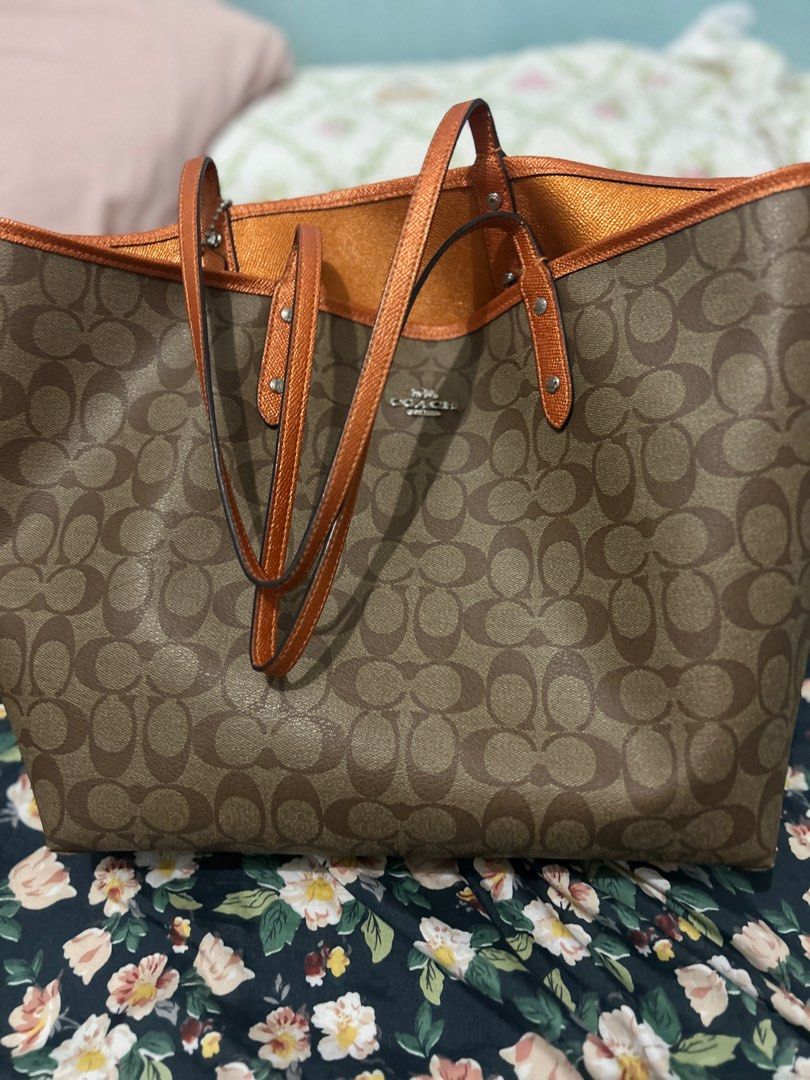 Leather tote coach hotsell