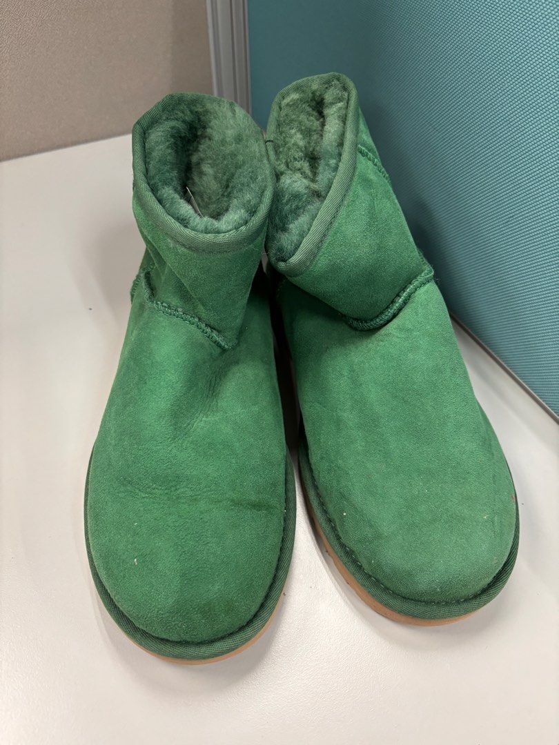 UGG （分類：靴）位於 Hong Kong。 由 kris0104 提交（商品編號 1264378015，圖片 3）。簡介： size： 39 全新無著過。