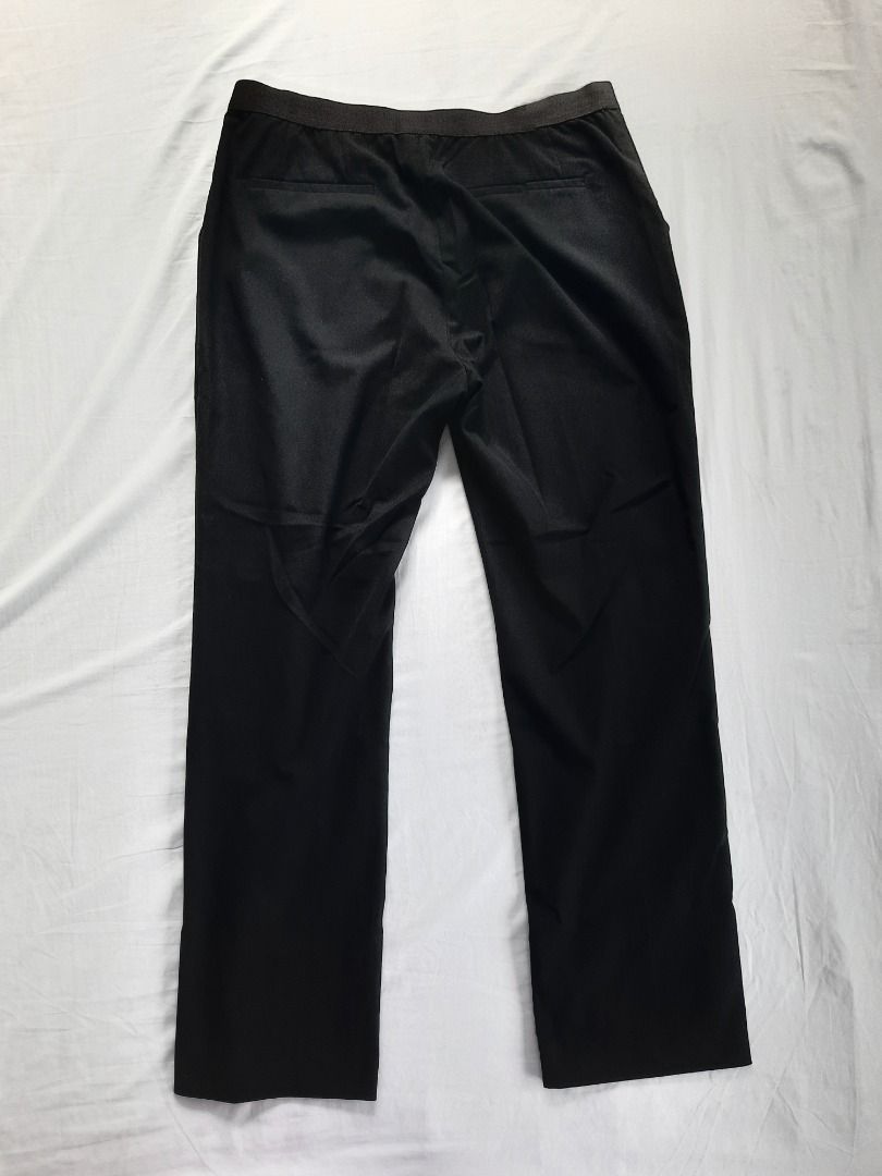 ⚜️Uniqlo Original Black Fitted Pants, Women's Fashion, Bottoms, Other