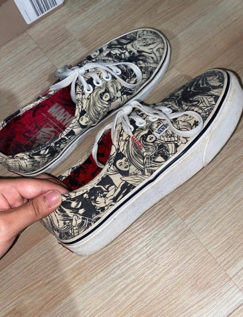 Marvel limited edition vans store