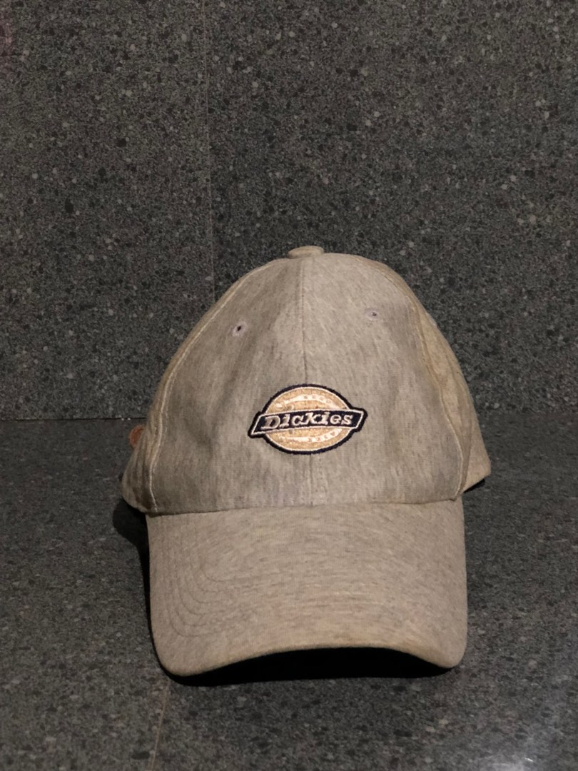 VINTAGE DICKIES CAPS SINCE1922 USA, Men's Fashion, Watches ...