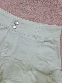 (Category: ) located in . Submitted by jackie2107 (Listing ID 1264375403, Image 1). Description: .