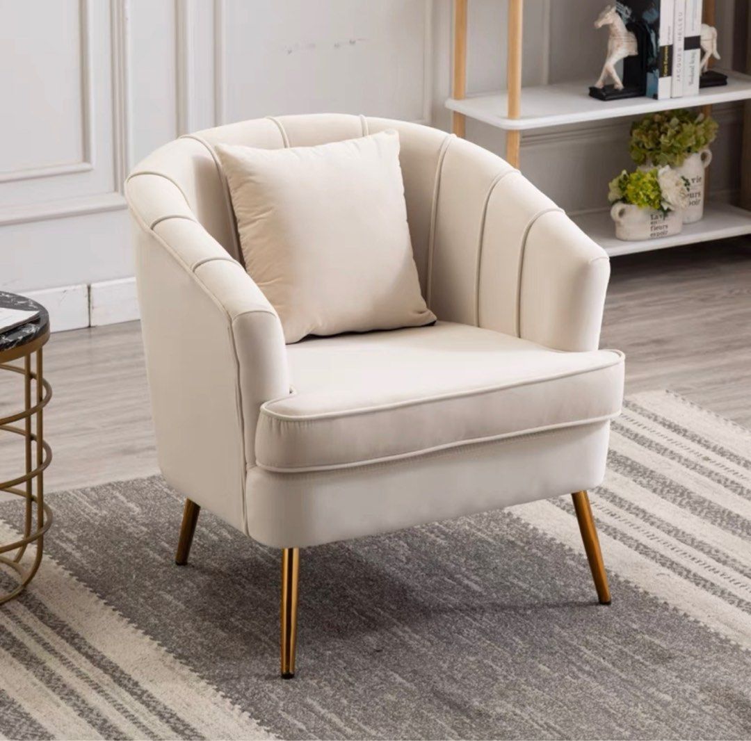 Minimalist armchair store