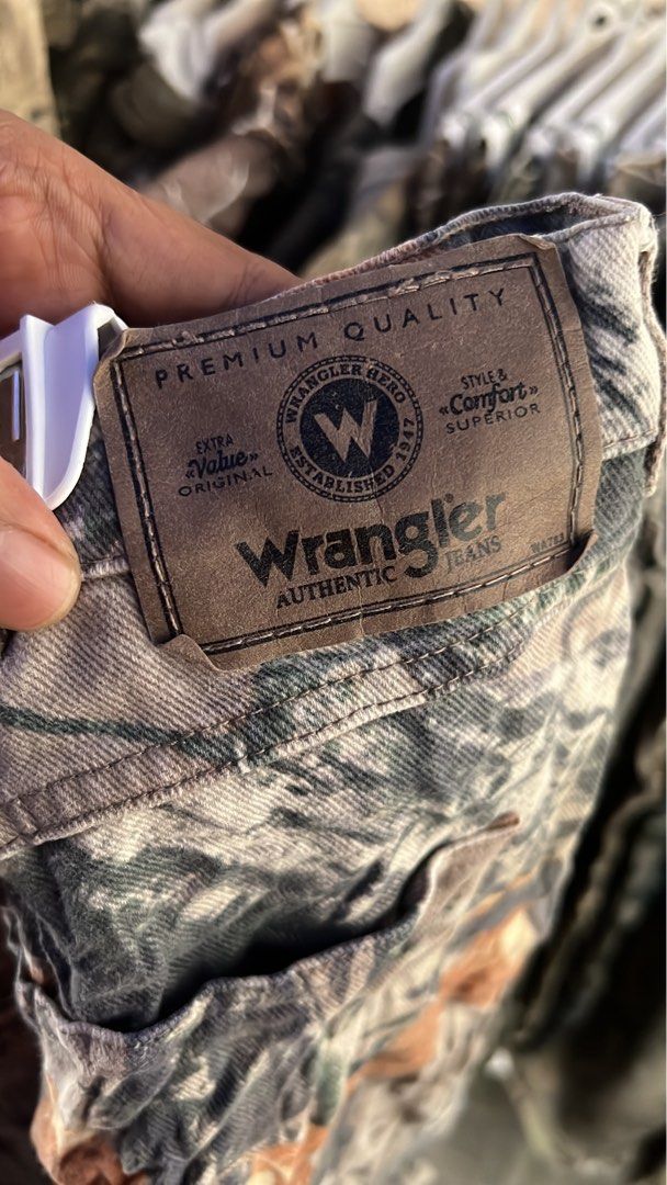 Camouflage wrangler jeans cheap