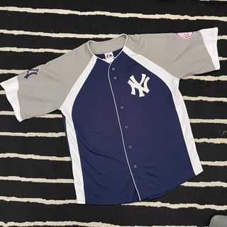 (Category: ) located in . Submitted by aimanzazalithrift (Listing ID 1264306827, Image 1). Description: .