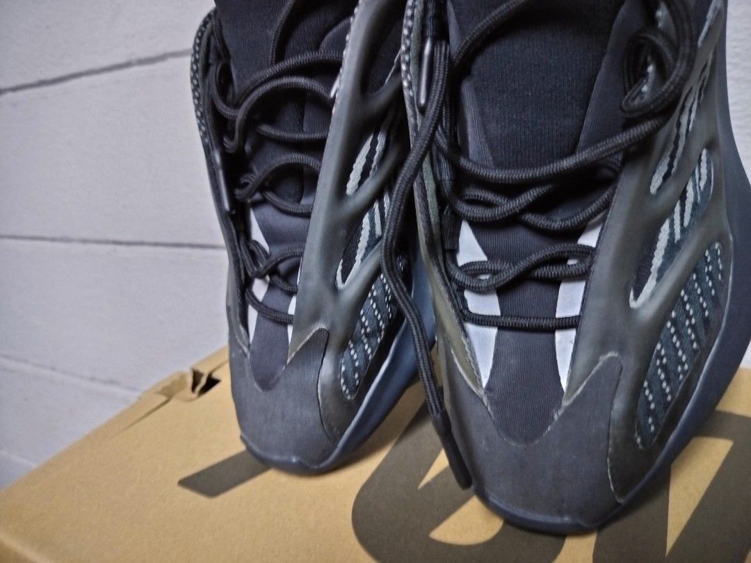 Yeezy 700 V3 Men s Fashion Footwear Sneakers on Carousell