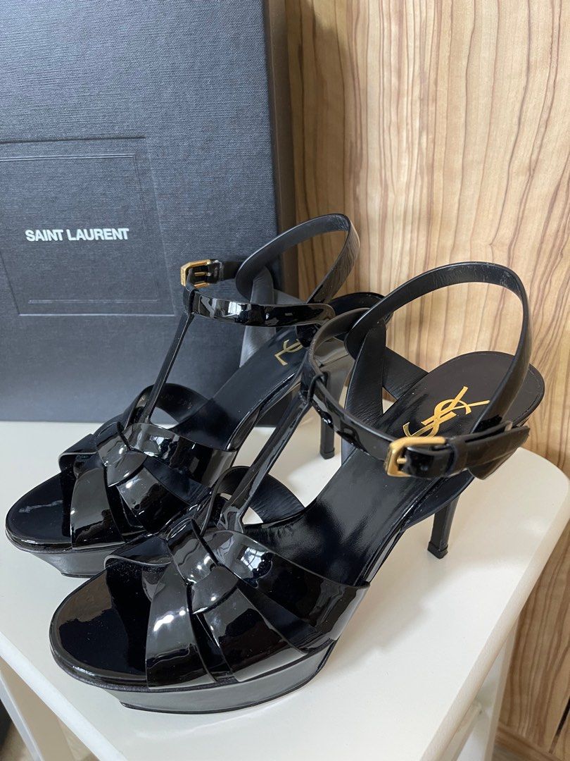 Taos tribute sandals store