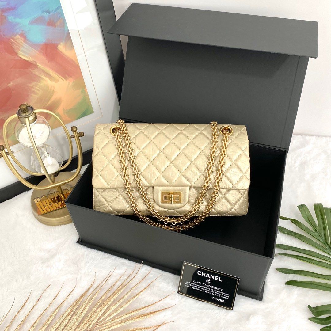 💯% Authentic Chanel Light Gold Quilted Aged Calf Reissue 2.55 S Size Shoulder  Bag with GHW, Luxury, Bags & Wallets on Carousell