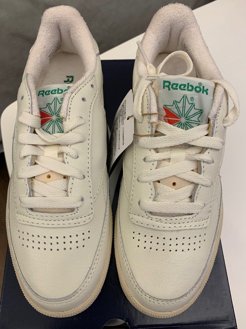 美品23.5 35th!Reebok CLUB C 85 リーボック HA211 美品23.5 35th!Reebok CLUB C 85 リーボック HA211 - メルカリ